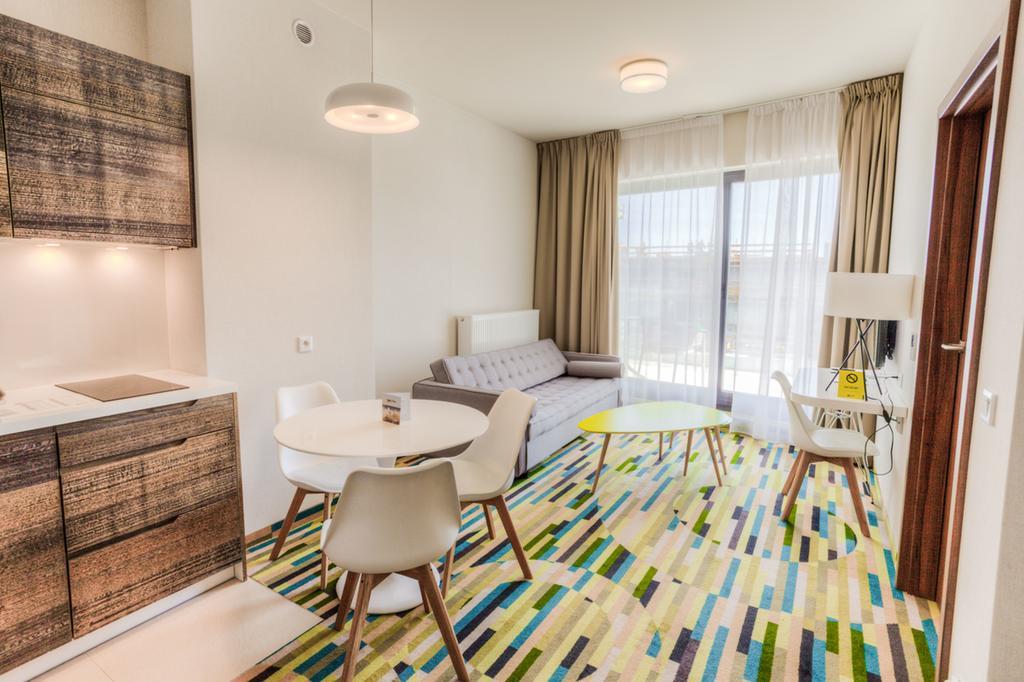 سفينويتشي Baltic Park Molo Apartments By Zdrojowa المظهر الخارجي الصورة